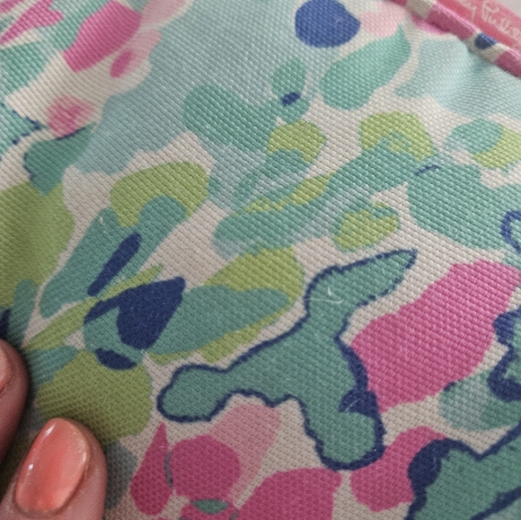 Floral Round Cushion- Lilly pulitzer - Picture 6 of 6